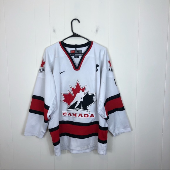 Nike Other - Nike Team Canada Hockey Jersey Sz M‎
